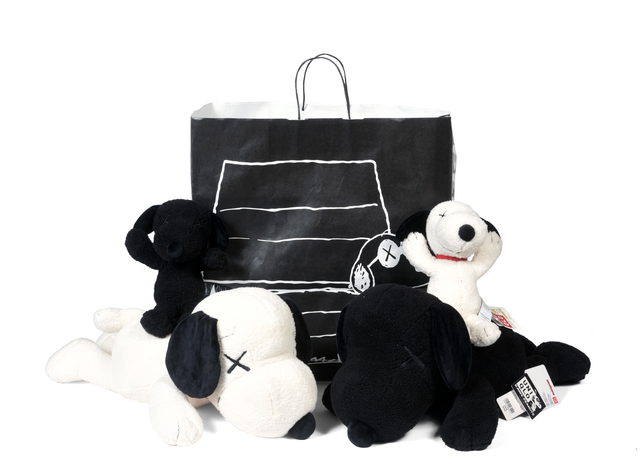 kaws plush uniqlo