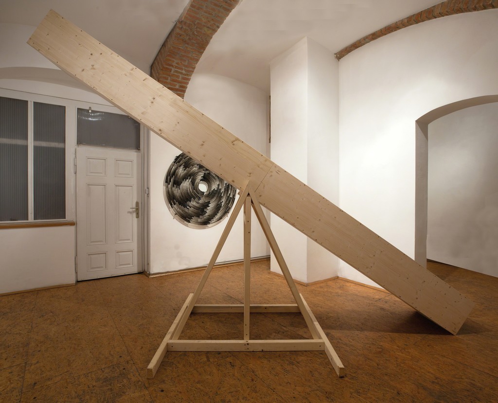 YOUSEEWHATISAW, 2018, Sculpture/Performance/Installation, Wood with metal fasteners, 170 x 400 x 150 cm YOUSEEWHATISAW, 2018, Sculpture/Performance/Installation, Wood with metal fasteners, 170 x 400 x 150 cm