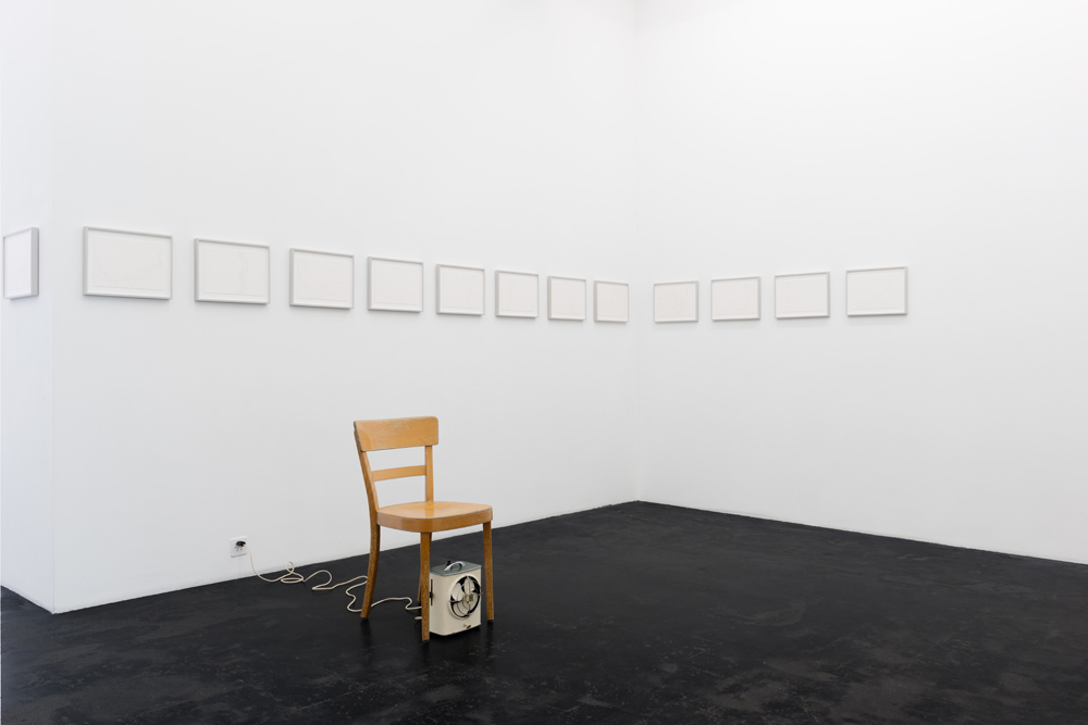 »A Line Between the Morning Sun and the Evening Sun« | 10 years of Häusler Contemporary Zürich | installation view of the anniversary exhibition, curated by Giovanni Carmine | photo: Mischa Scherrer »A Line Between the Morning Sun and the Evening Sun« | 10 years of Häusler Contemporary Zürich | installation view of the anniversary exhibition, curated by Giovanni Carmine | photo: Mischa Scherrer