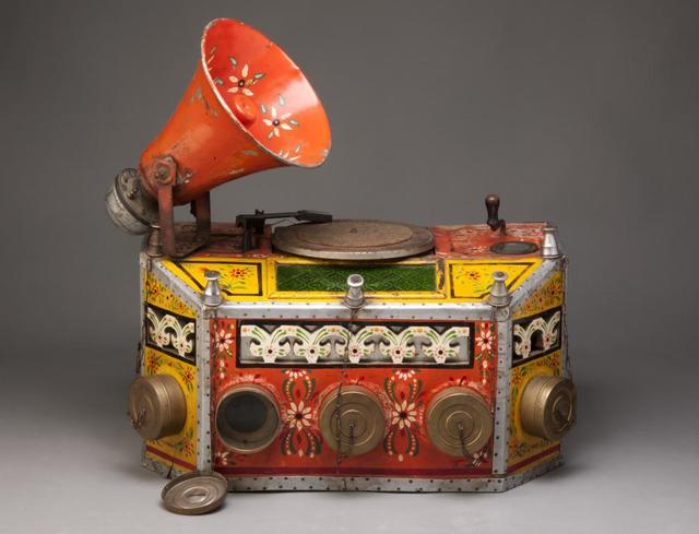 ‘Mobile cinema’, 20th century, Musée national des arts asiatiques - Guimet