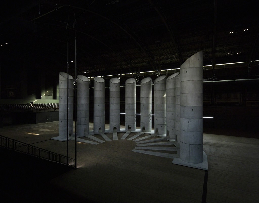 Installation view of "An Occupation of Loss," a new performance and installation work by Taryn Simon, on view at Park Avenue Armory from September 13-25, 2016. Image © Naho Kubota Installation view of "An Occupation of Loss," a new performance and installation work by Taryn Simon, on view at Park Avenue Armory from September 13-25, 2016. Image © Naho Kubota