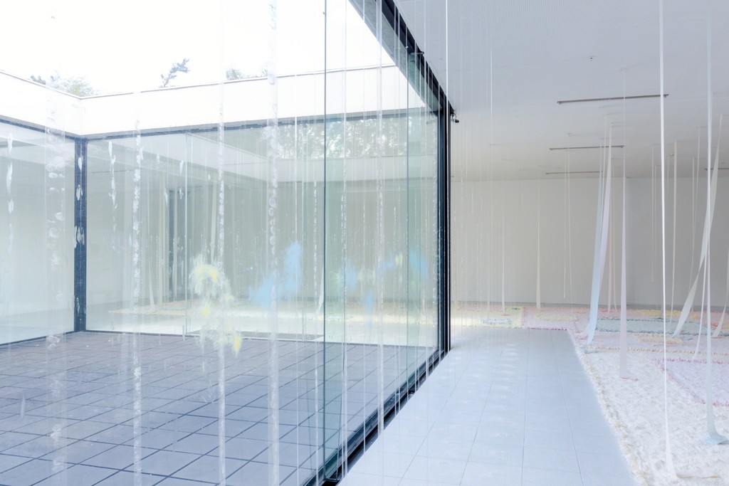 Courtesy Galerie Gisela Capitain, Cologne; Stuart Shave/Modern Art, London; and David Zwirner, New York/London (foto: Rik Vannevel) Courtesy Galerie Gisela Capitain, Cologne; Stuart Shave/Modern Art, London; and David Zwirner, New York/London (foto: Rik Vannevel)