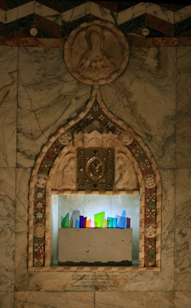 Installation view of David Batchelor 'Concreto 4,0/04' 2017 at the Fitzrovia Chapel, London ( 2 - 5 October 2017) Installation view of David Batchelor 'Concreto 4,0/04' 2017 at the Fitzrovia Chapel, London ( 2 - 5 October 2017)