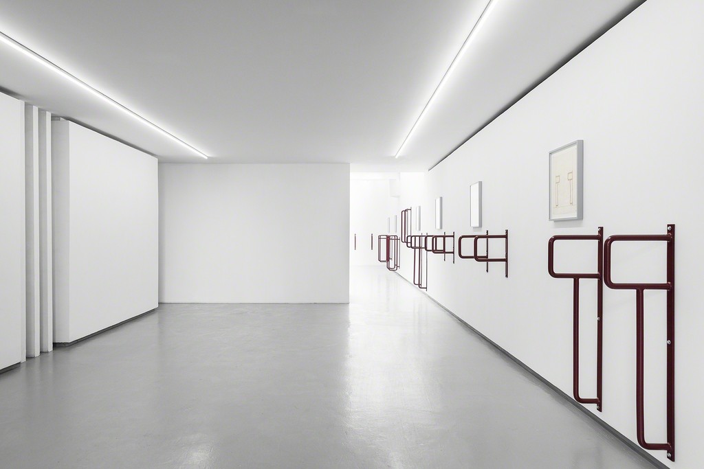 Exhibition view “n x 2 modules” Valentin,
Paris, France, 2017.
© Photo: Grégory Copitet / Courtesy of the artist and Valentin, Paris. Exhibition view “n x 2 modules” Valentin,
Paris, France, 2017.
© Photo: Grégory Copitet / Courtesy of the artist and Valentin, Paris.