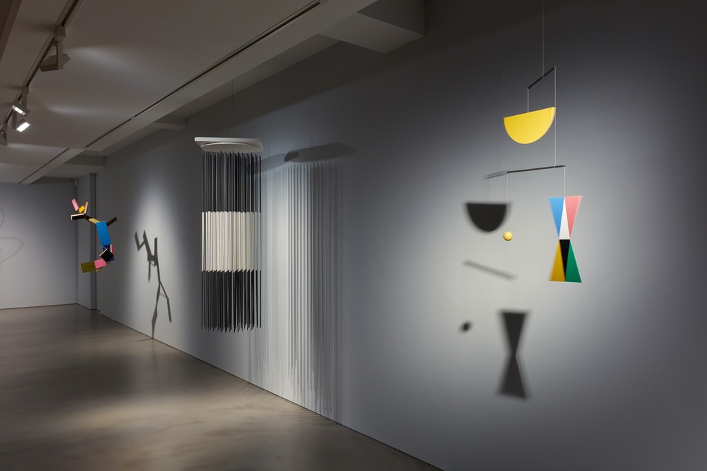 Suspension, Installation view at Olivier Malingue, October 2018.
Photo: Luke A. Walker for Olivier Malingue Ltd. Suspension, Installation view at Olivier Malingue, October 2018.
Photo: Luke A. Walker for Olivier Malingue Ltd.