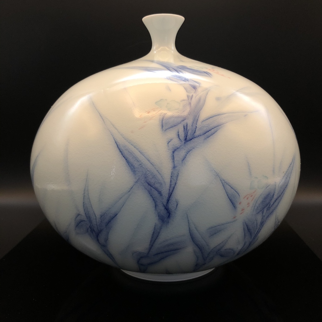 A Traditional and Contemporary Japanese Ceramics Dream | Romang ...