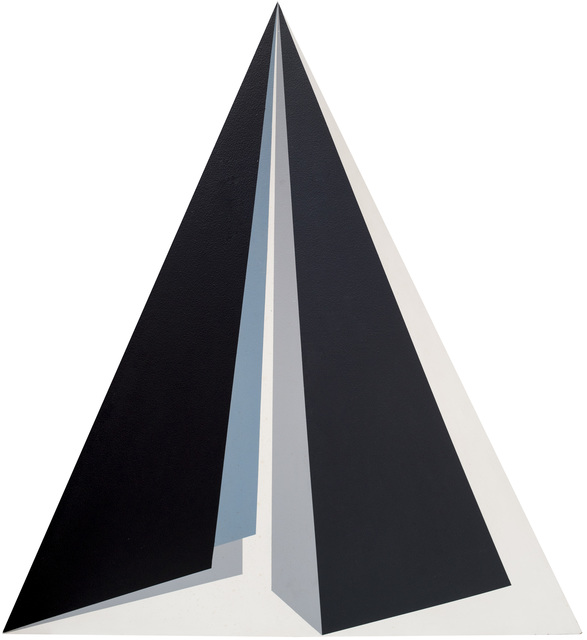 Irene Buarque, ‘Triangulo preto cinza azul’, 1987, GALERÍA JOSÉ DE LA MANO