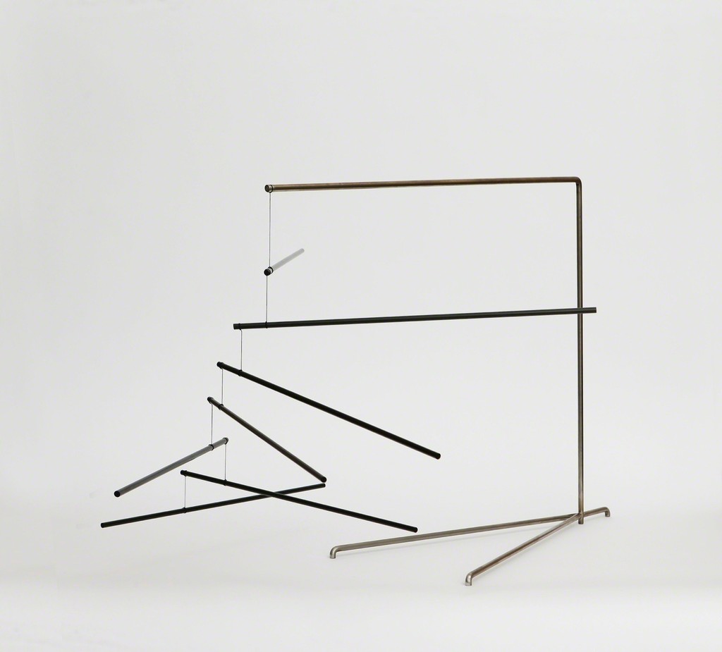 "Le Mobile n°8" / "Mobile n°8" 2015 / Carbone, hêtre, lin, peinture acrylique / Carbon, bec, linon, acrylic paint / 60,5 x 125 x 98 cm / 23 3/4 x 49 1/4 x 38 1/2 inches / Unique / Courtesy Galerie Perrotin "Le Mobile n°8" / "Mobile n°8" 2015 / Carbone, hêtre, lin, peinture acrylique / Carbon, bec, linon, acrylic paint / 60,5 x 125 x 98 cm / 23 3/4 x 49 1/4 x 38 1/2 inches / Unique / Courtesy Galerie Perrotin