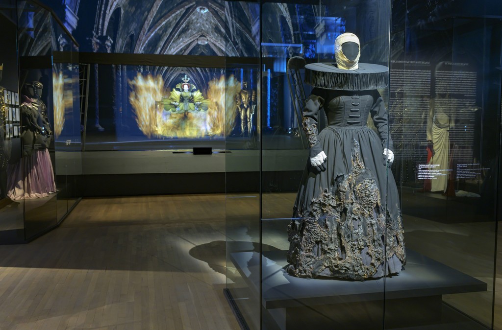 View of the exhibition Thierry Mugler: Couturissime. Montreal Museum of Fine Arts. Photo MMFA, Denis Farley View of the exhibition Thierry Mugler: Couturissime. Montreal Museum of Fine Arts. Photo MMFA, Denis Farley