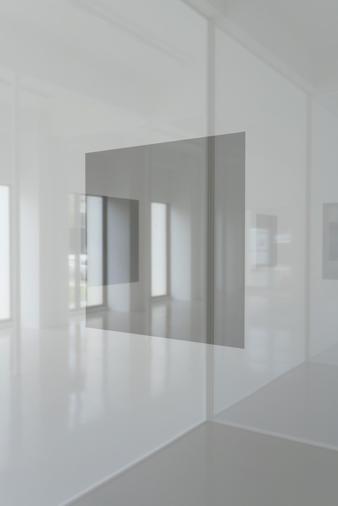 Robert Irwin, Installation view, Sprüth Magers, Los Angeles, January 23 - April 21, 2018; Courtesy the artist and Sprüth Magers; Photography by Robert Wedemeyer Robert Irwin, Installation view, Sprüth Magers, Los Angeles, January 23 - April 21, 2018; Courtesy the artist and Sprüth Magers; Photography by Robert Wedemeyer