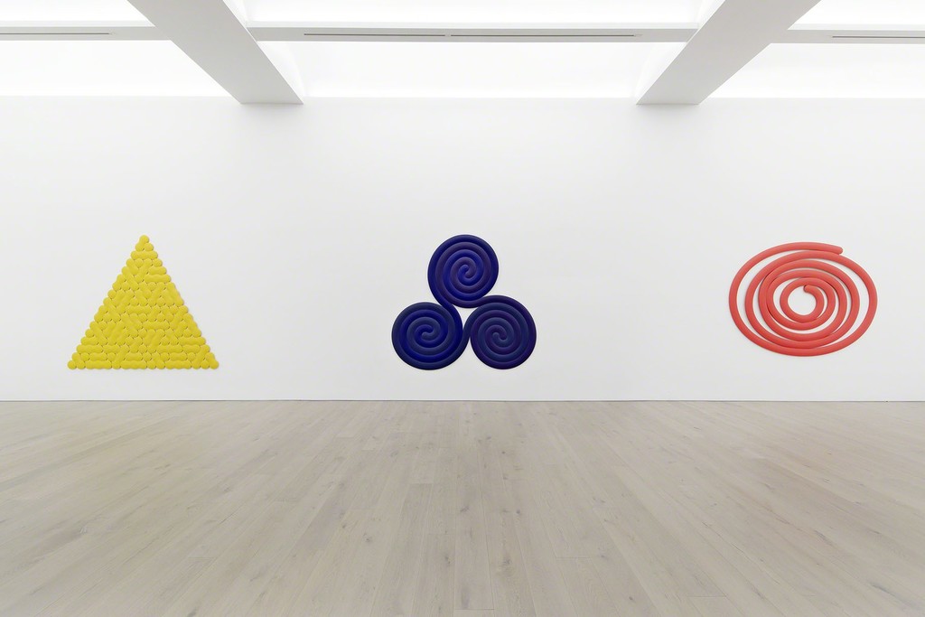 View of Josh Sperling’s exhibition, Big Time, at Perrotin New York
©Photo: Guillaume Ziccarelli. Courtesy of the artist & Perrotin View of Josh Sperling’s exhibition, Big Time, at Perrotin New York
©Photo: Guillaume Ziccarelli. Courtesy of the artist & Perrotin