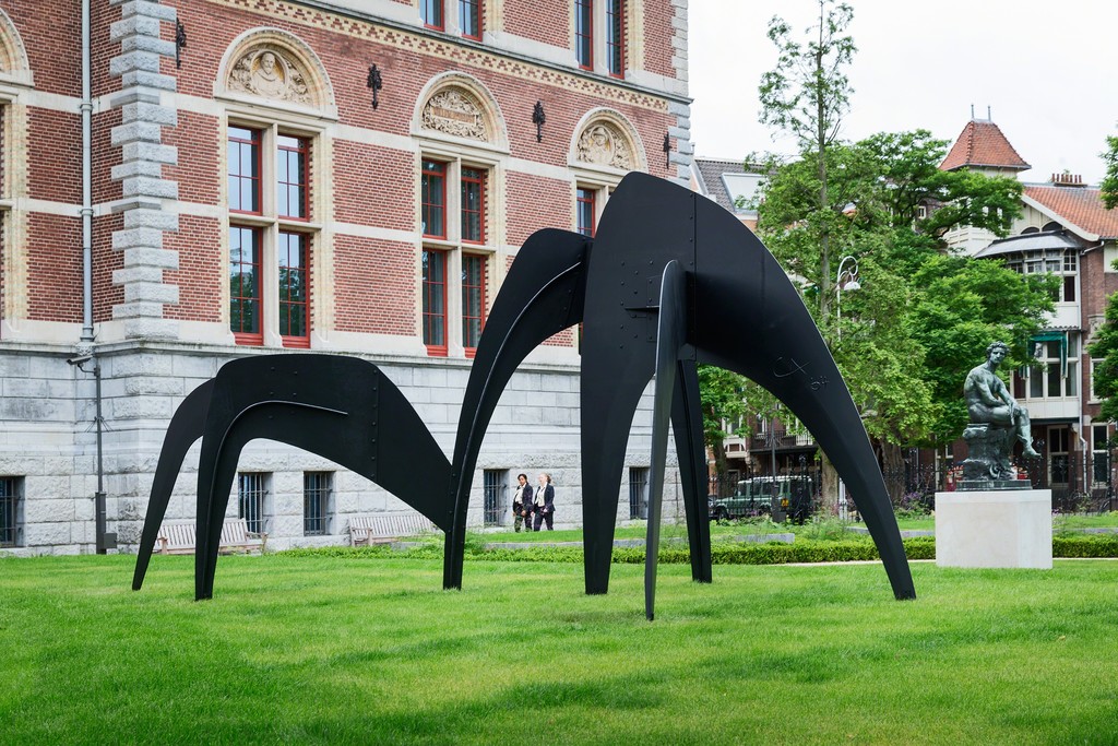 Installation view, “Alexander Calder at the Rijksmuseum,” Rijksmuseum, Amsterdam, 2014. Photo: Olivier Middendorp Installation view, “Alexander Calder at the Rijksmuseum,” Rijksmuseum, Amsterdam, 2014. Photo: Olivier Middendorp