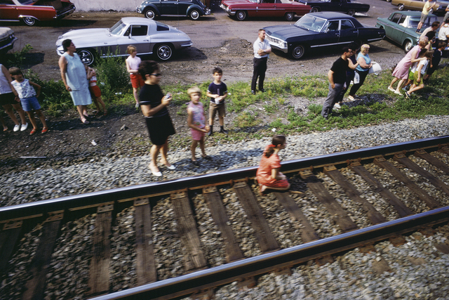 Paul Fusco Untitled From Rfk Funeral Train Available For Sale