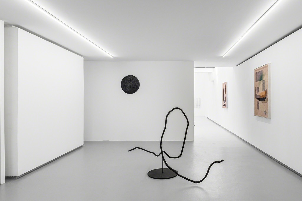 Exhibition view, "Mid-Century Consensus" a solo show by David Renggli. © Photo: Grégory Copitet - Courtesy of the artist and Valentin, Paris. Exhibition view, "Mid-Century Consensus" a solo show by David Renggli. © Photo: Grégory Copitet - Courtesy of the artist and Valentin, Paris.