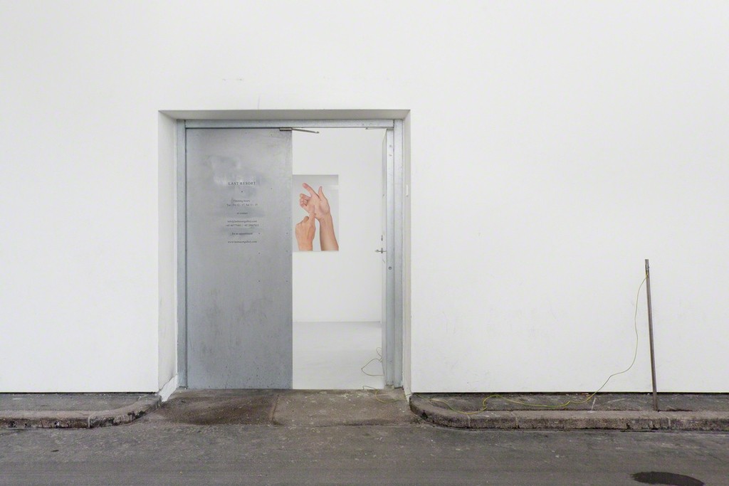Installation view from 'David Stjernholm, The Buzz'. View from outside the entrance where a conductive rod is mounted. Installation view from 'David Stjernholm, The Buzz'. View from outside the entrance where a conductive rod is mounted.