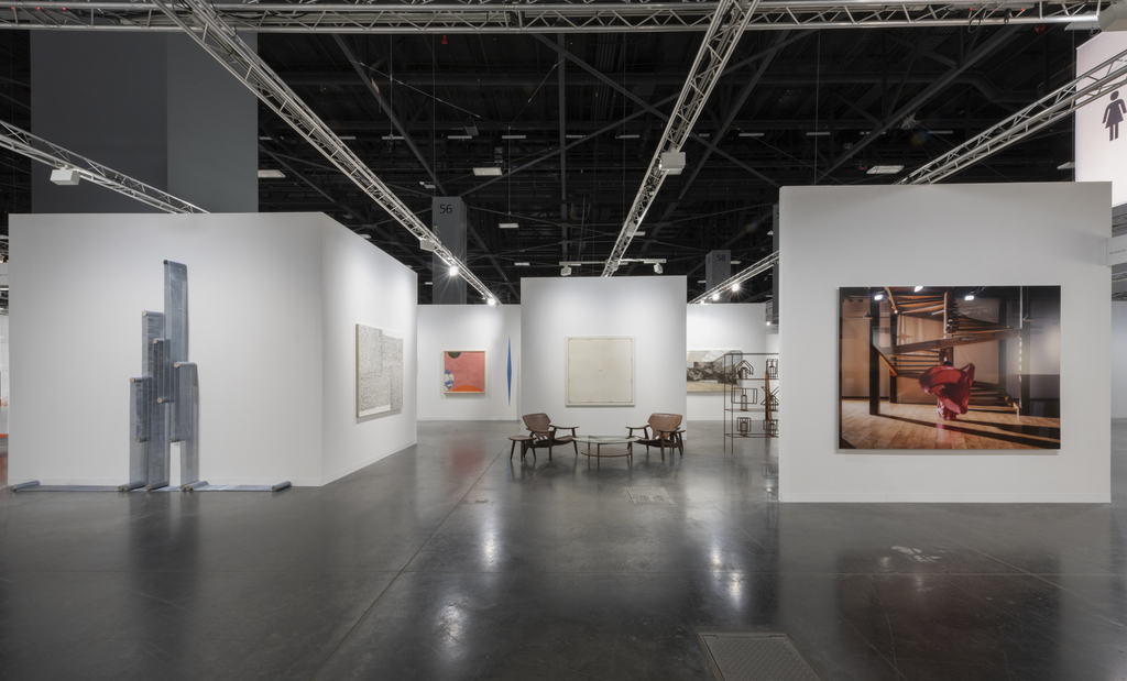 Galeria Nara Roesler, booth B10, Art Basel Galleries Sector, 2019 – photo © Adam Reich – courtesy of the artist and Galeria Nara Roesler Galeria Nara Roesler, booth B10, Art Basel Galleries Sector, 2019 – photo © Adam Reich – courtesy of the artist and Galeria Nara Roesler