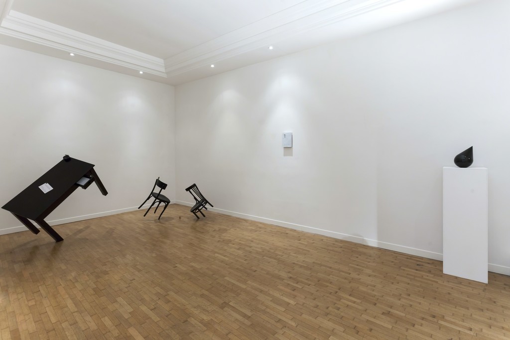 Installation view Emmanuele De Ruvo "Meta-Phora, from the Physical to the Moral" Installation view Emmanuele De Ruvo "Meta-Phora, from the Physical to the Moral"