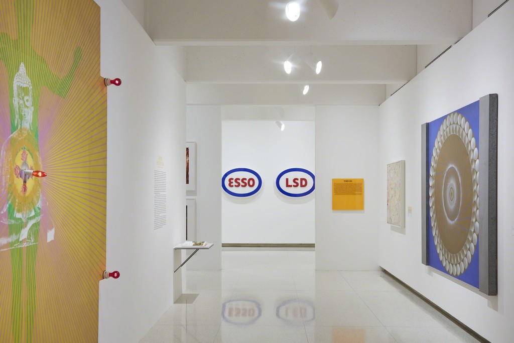 Hippie Modernism installation view: Photo by Gene Pittman, courtesy Walker Art Center Hippie Modernism installation view: Photo by Gene Pittman, courtesy Walker Art Center
