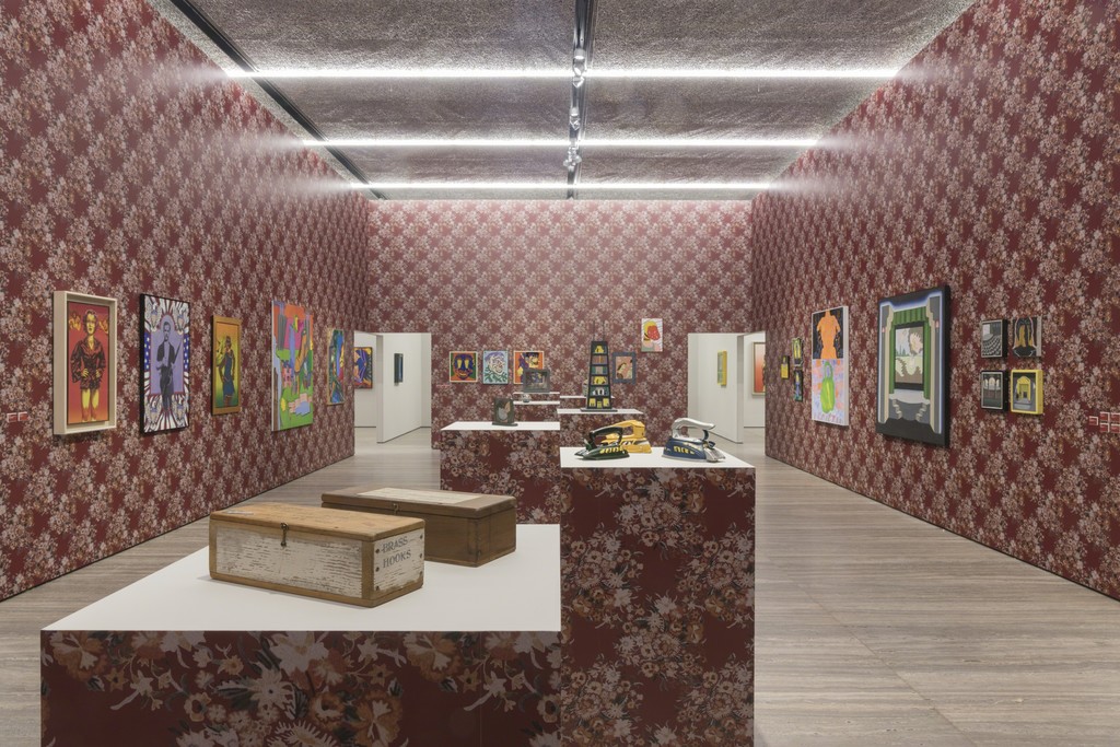 View of the exhibition “Famous Artists from Chicago. 1965-1975”
Artworks by Roger Brown, Ed Flood, Art Green, Gladys Nilsson, Jim Nutt, Ed Paschke,
Christina Ramberg, Suellen Rocca and Karl Wirsum
Fondazione Prada, Milan
20 October 2017 - 15 January 2018
Photo Roberto Marossi
Courtesy Fondazione Prada View of the exhibition “Famous Artists from Chicago. 1965-1975”
Artworks by Roger Brown, Ed Flood, Art Green, Gladys Nilsson, Jim Nutt, Ed Paschke,
Christina Ramberg, Suellen Rocca and Karl Wirsum
Fondazione Prada, Milan
20 October 2017 - 15 January 2018
Photo Roberto Marossi
Courtesy Fondazione Prada