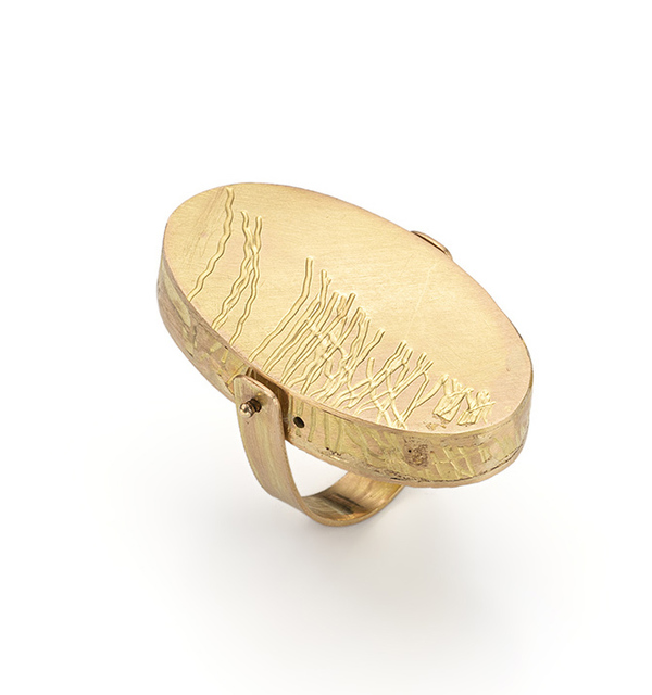 Lucia Massei, ‘Silenzio’, 2020, Fashion Design and Wearable Art, Yellow gold, Galleria Antonella Villanova