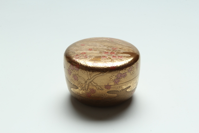 Japanese Gold Lacquer Boxes | Erik Thomsen | Artsy