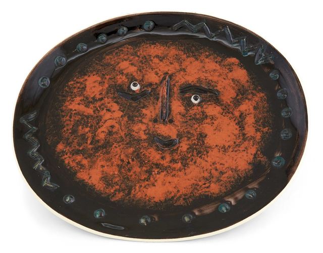 Pablo Picasso, ‘Visage Dans Un Ovale (A.R. 275)’, 1955, Design/Decorative Art, Painted and glazed white ceramic plate, Doyle
