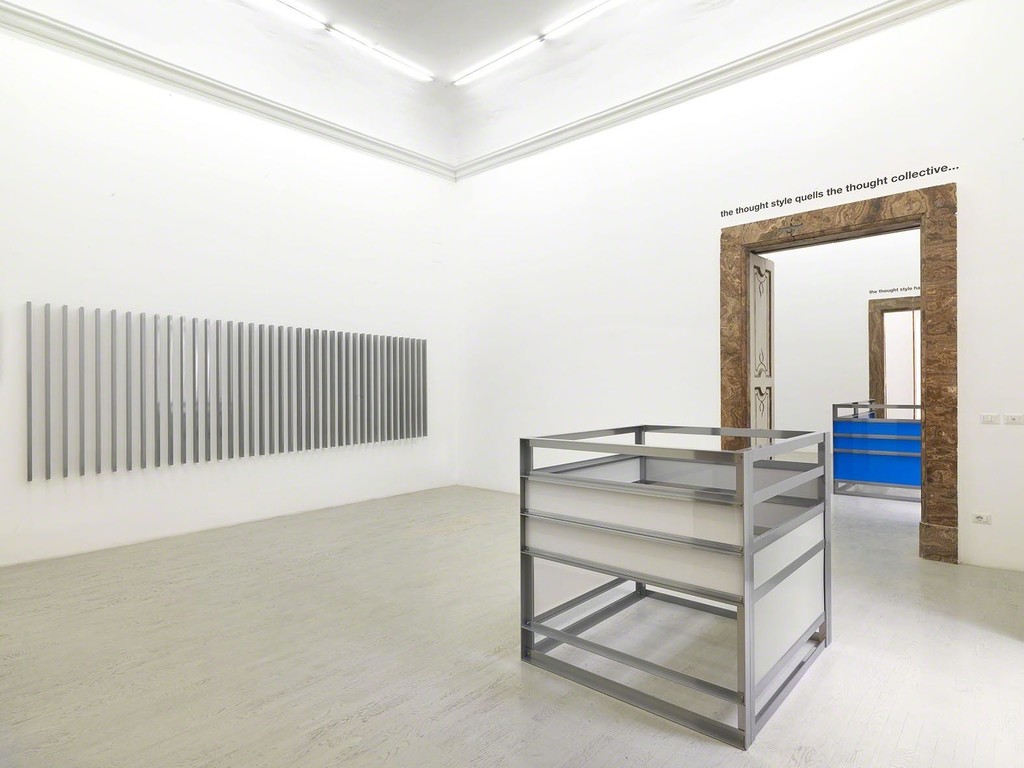 Liam Gillick - four developments and a thought collective - partial view of the exhibition - September 2015 - Galleria Alfonso Artiaco, Napoli Liam Gillick - four developments and a thought collective - partial view of the exhibition - September 2015 - Galleria Alfonso Artiaco, Napoli