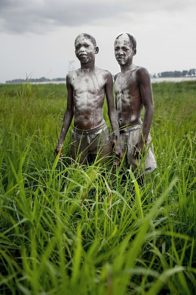Children, the Congo river Children, the Congo river