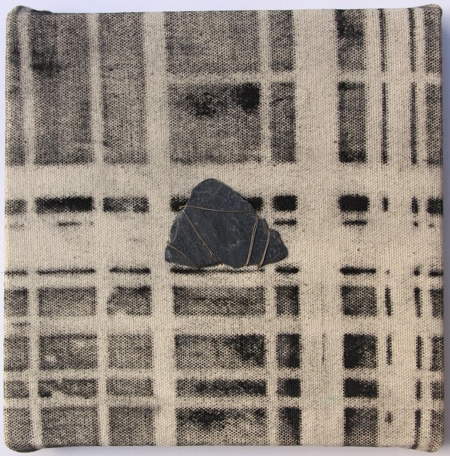 Perla KRAUZE, ‘PIEDRA 29’, 2020, Mixed Media, GRAFITO/TELA, ACRÍLICO, PIEDRA, Galería Quetzalli