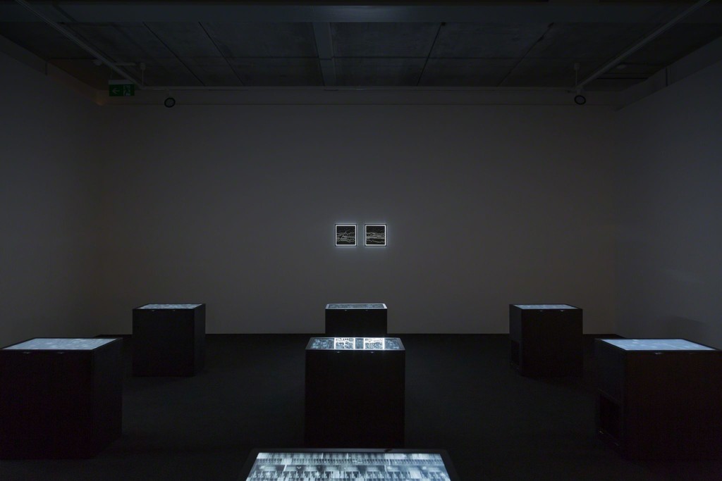 Ryoji Ikeda
Views of the exhibition π, e, ø
Almine Rech Gallery, Grosvenor Hill, London Courtesy of the artist and Almine Rech Gallery Photo: Melissa Castro Duarte Ryoji Ikeda
Views of the exhibition π, e, ø
Almine Rech Gallery, Grosvenor Hill, London Courtesy of the artist and Almine Rech Gallery Photo: Melissa Castro Duarte