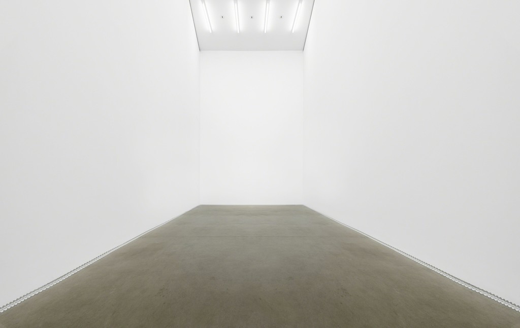 Olaf Nicolai, Der 673. Morgen, Galerie EIGEN + ART Leipzig/Berlin, Photo: Uwe Walter, Berlin Olaf Nicolai, Der 673. Morgen, Galerie EIGEN + ART Leipzig/Berlin, Photo: Uwe Walter, Berlin