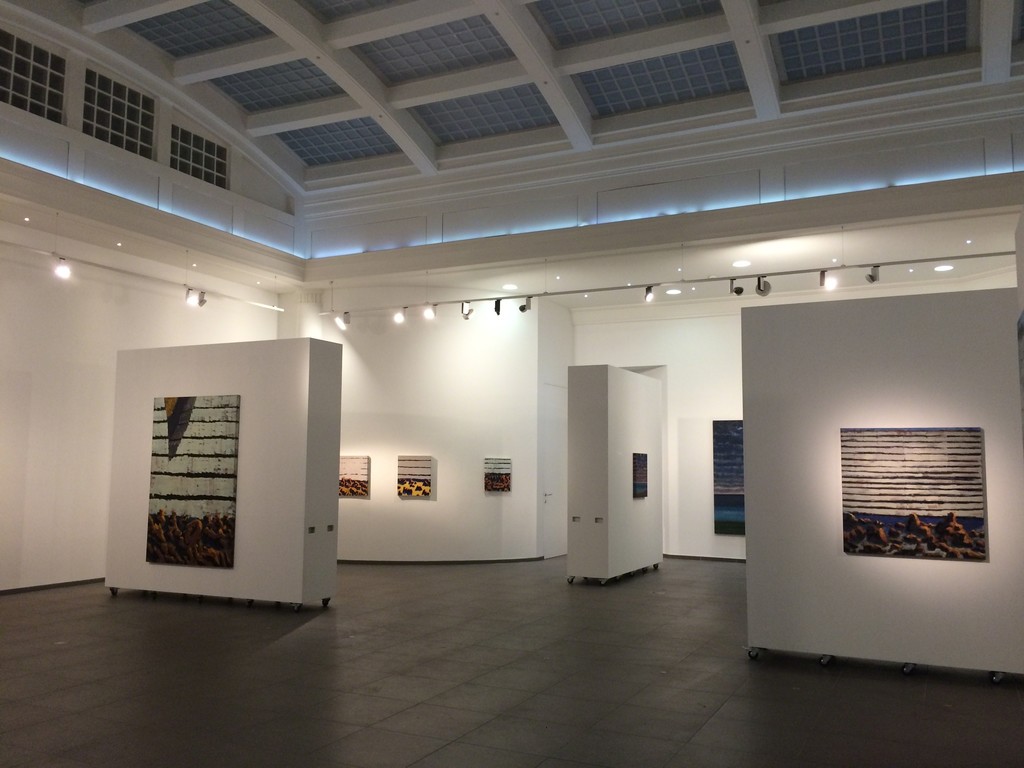 Left part of the exhibition space, with "Falaise Faille" (left, 195x130cm, oil on canvas, 2015) and "Falaise"(right, 100x100cm, Oil on canvas, 2014) Left part of the exhibition space, with "Falaise Faille" (left, 195x130cm, oil on canvas, 2015) and "Falaise"(right, 100x100cm, Oil on canvas, 2014)