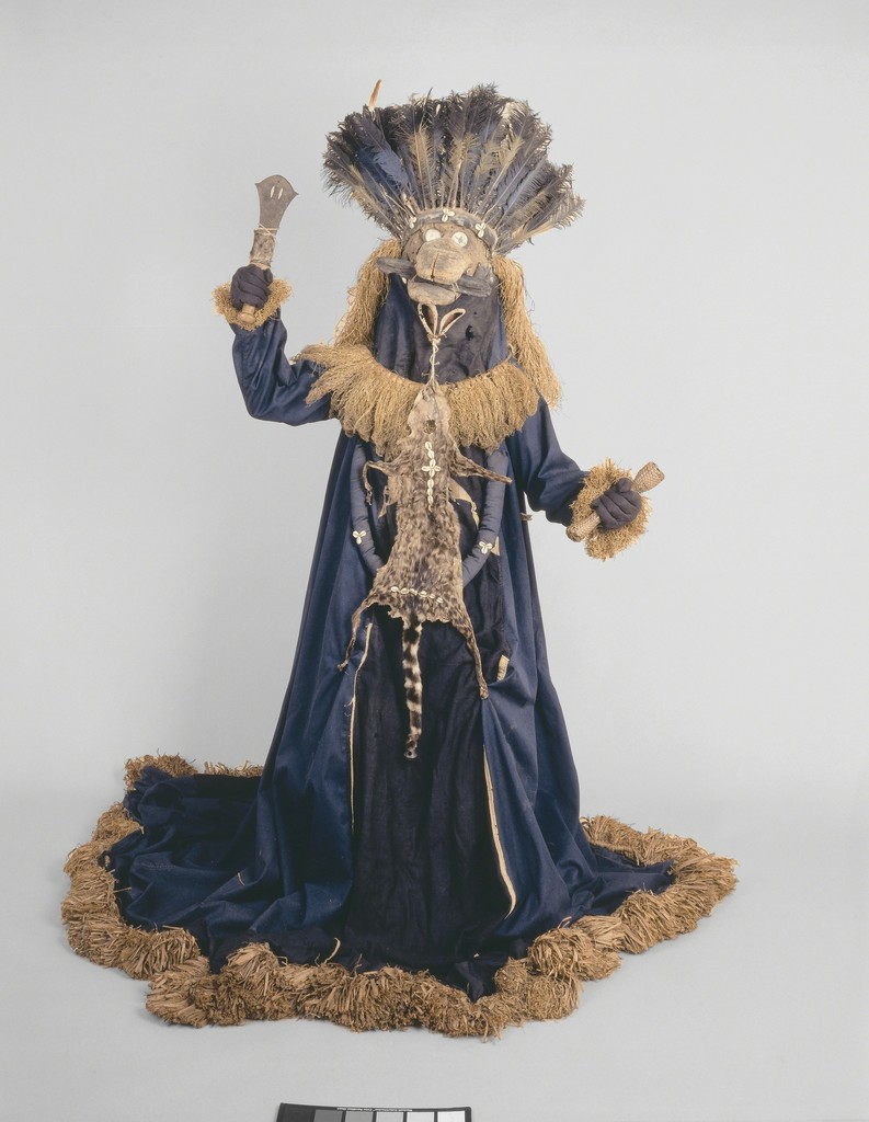 Basinjom Mask and Gown