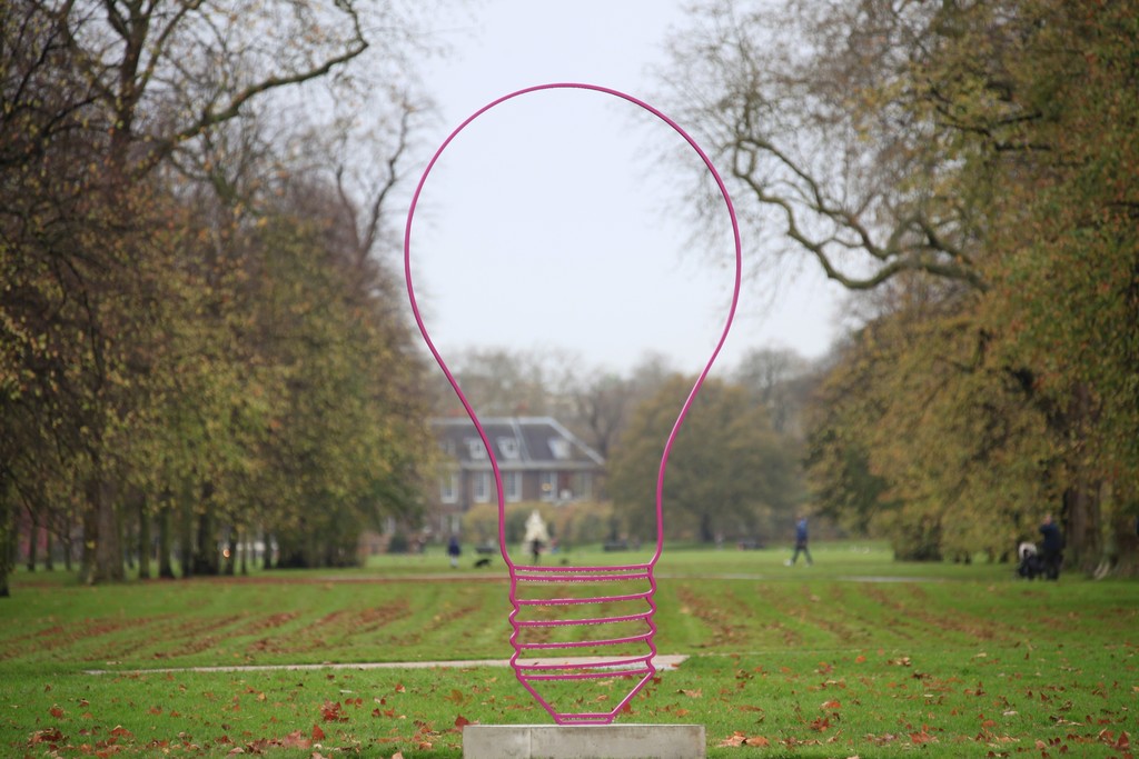Installation view of "Michael Craig-Martin: Transience" at Serpentine Gallery, London, 2015-2016. Courtesy of the artist and Gagosian Gallery. Installation view of "Michael Craig-Martin: Transience" at Serpentine Gallery, London, 2015-2016. Courtesy of the artist and Gagosian Gallery.