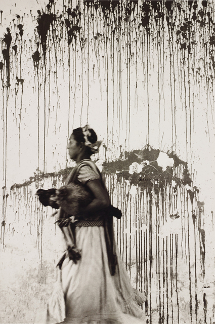 Graciela Iturbide, ‘Los pollos, Juchitán, Oaxaca’, 1979, Phillips