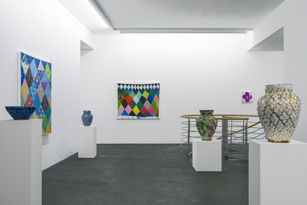 Judy Ledgerwood »Every Day is Different« | Paintings and Majolica | Photo: Wolfgang Stahl Judy Ledgerwood »Every Day is Different« | Paintings and Majolica | Photo: Wolfgang Stahl