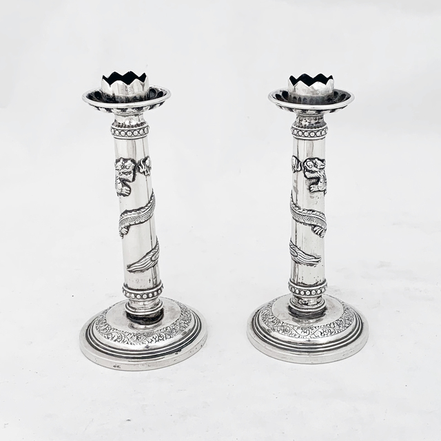 Luen Hing of Hong Kong, ‘A pair of Chinese Export silver candlesticks with dragon detail ’, 1895, Other, Sterling silver, Esmé Parish Silver