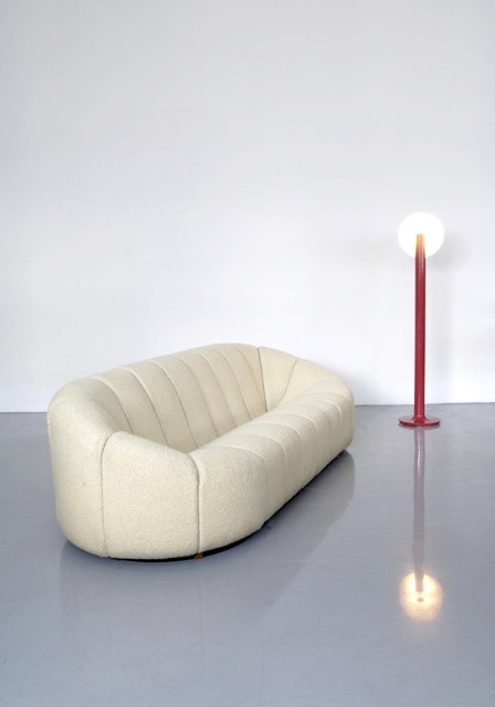 Pierre Paulin (1927-2009), ‘Elysée couch & Lampadaire’, Couch: 1972-lamp: 1965, Jousse Entreprise