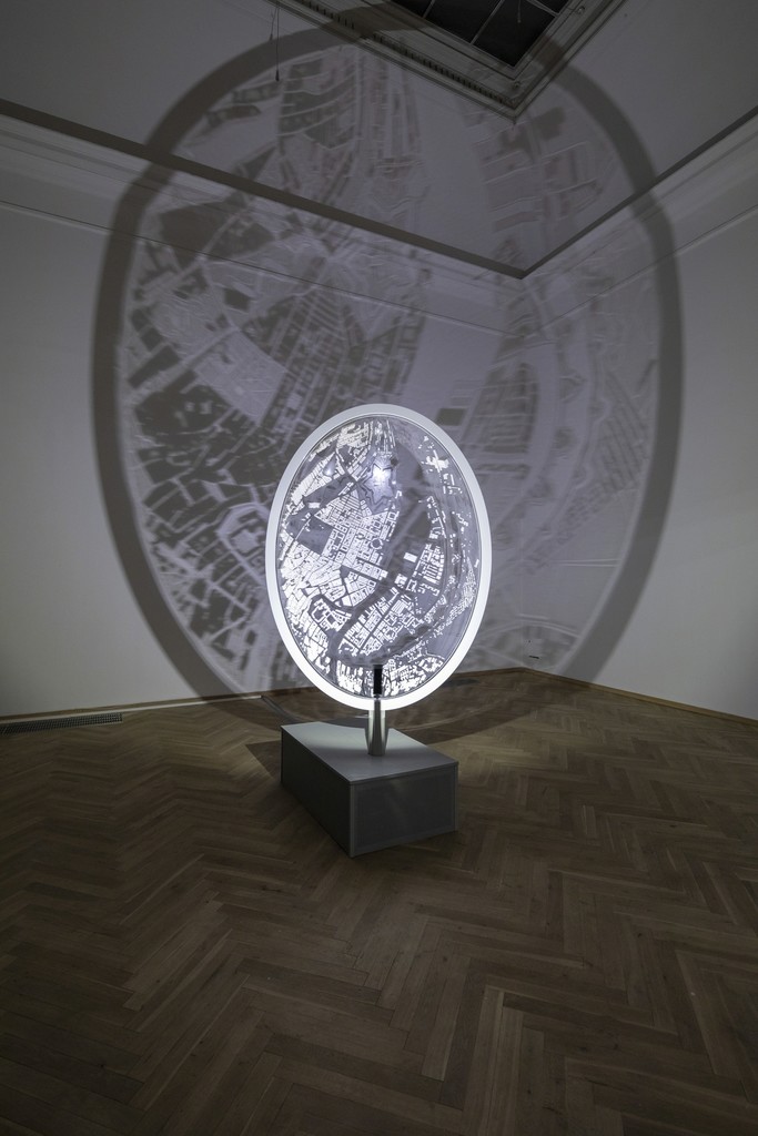 'Big Art', Es Devlin, 'Mask in Motion' (2018). Installation view, Kunsthal Charlottenborg, 2018. Photo by Anders Sune Berg. 'Big Art', Es Devlin, 'Mask in Motion' (2018). Installation view, Kunsthal Charlottenborg, 2018. Photo by Anders Sune Berg.