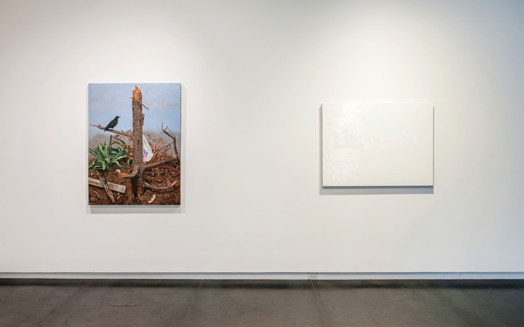 LA Landscape by Scott Marvel Cassidy, and WHITE Lite by Ray Anthony Barrett. Photo by Mario Gallucci. LA Landscape by Scott Marvel Cassidy, and WHITE Lite by Ray Anthony Barrett. Photo by Mario Gallucci.
