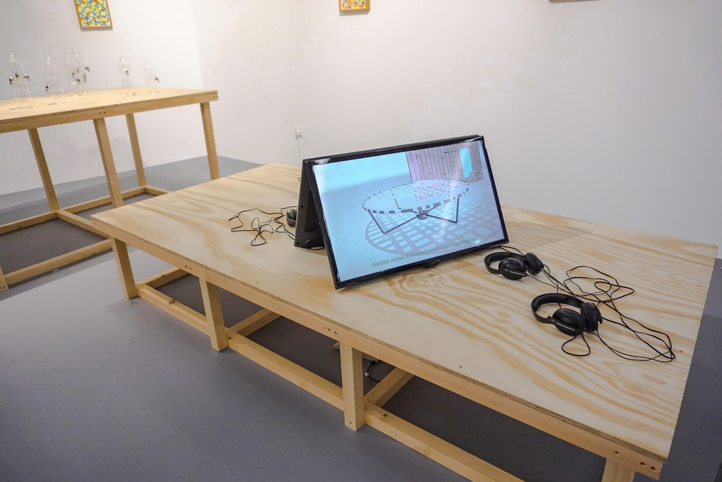 Richard Healy, The Pines, Installation view, ArtInternational Istanbul, 2015. Courtesy of the artist and Tenderpixel. Richard Healy, The Pines, Installation view, ArtInternational Istanbul, 2015. Courtesy of the artist and Tenderpixel.