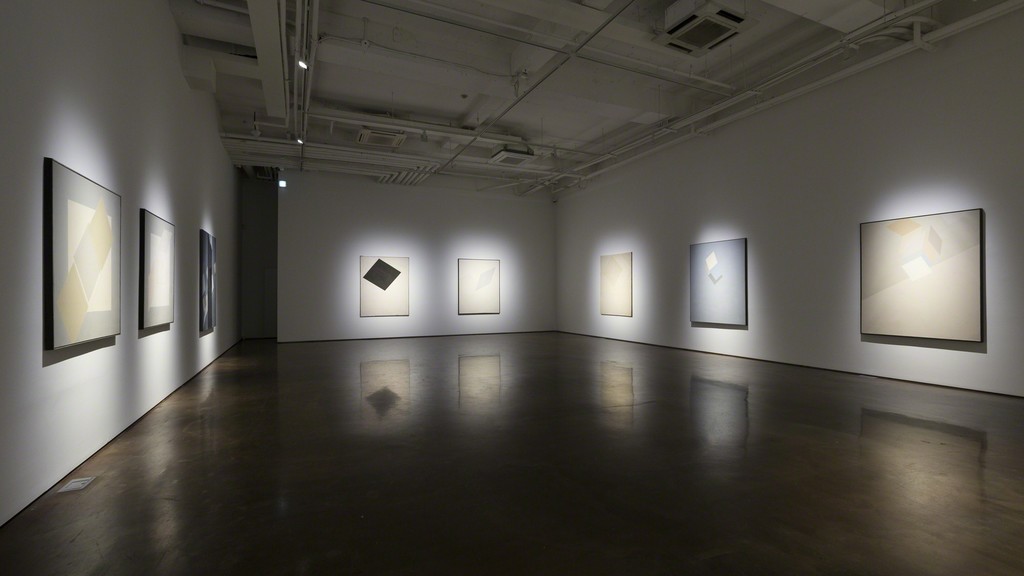 Installation view of "SUH Seung-Won, A Half Century of Endeavor and Serenity", ARARIO GALLERY, Seoul, Korea, 2018 Installation view of "SUH Seung-Won, A Half Century of Endeavor and Serenity", ARARIO GALLERY, Seoul, Korea, 2018