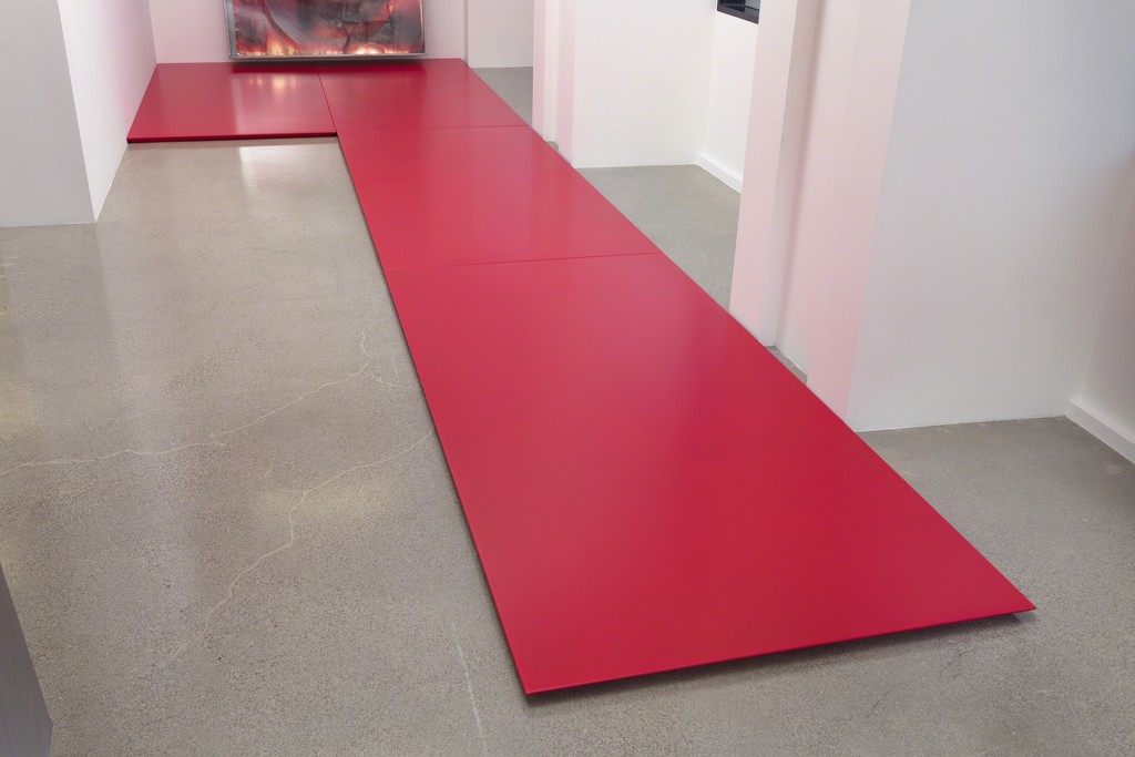 Installation view, Thea Djordjadze, if I were an early person, Sprüth Magers, Los
Angeles, April 9 - June 1, 2019. © The Djordjadze, Courtesy the artist and Sprüth Magers; Photo: Robert Wedemeyer Installation view, Thea Djordjadze, if I were an early person, Sprüth Magers, Los
Angeles, April 9 - June 1, 2019. © The Djordjadze, Courtesy the artist and Sprüth Magers; Photo: Robert Wedemeyer