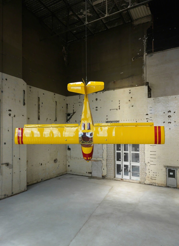 Roman Signer, Kitox Experimental (2014). Installation in KINDL’s Kesselhaus (Boiler House). Photo: Jens Ziehe, Berlin, 2014 Roman Signer, Kitox Experimental (2014). Installation in KINDL’s Kesselhaus (Boiler House). Photo: Jens Ziehe, Berlin, 2014