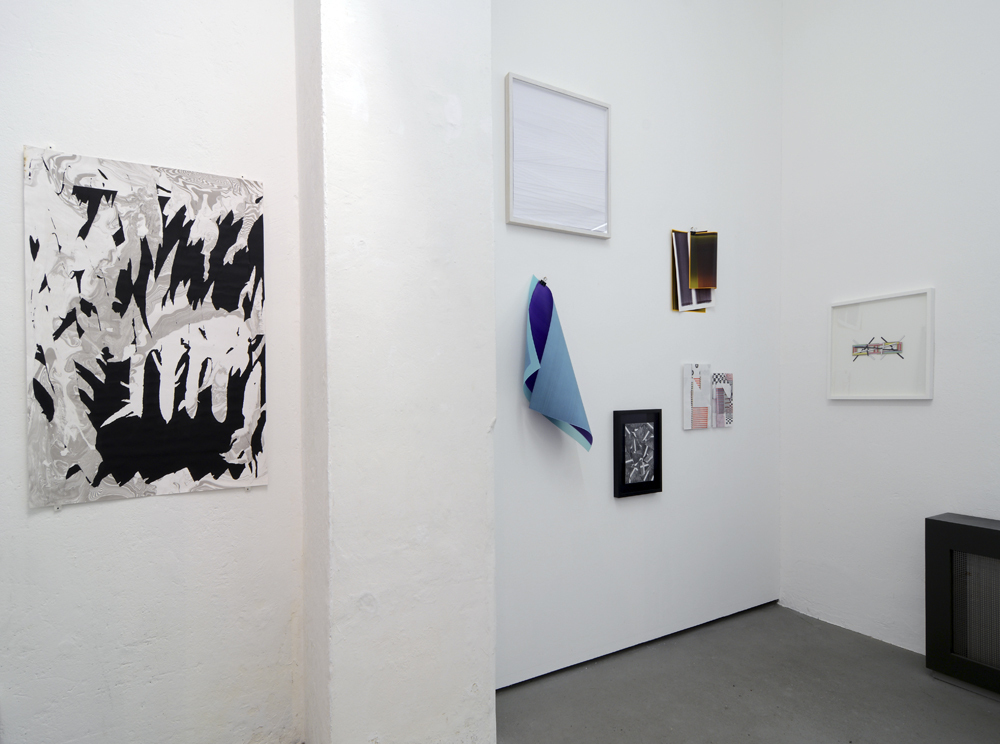 Garten-Salon: works by Björn Streeck, Antje Blumenstein, Elisabeth Sonneck, Thomas Prochnow and Dieter Balzer;
photo: Jürgen Baumann Garten-Salon: works by Björn Streeck, Antje Blumenstein, Elisabeth Sonneck, Thomas Prochnow and Dieter Balzer;
photo: Jürgen Baumann