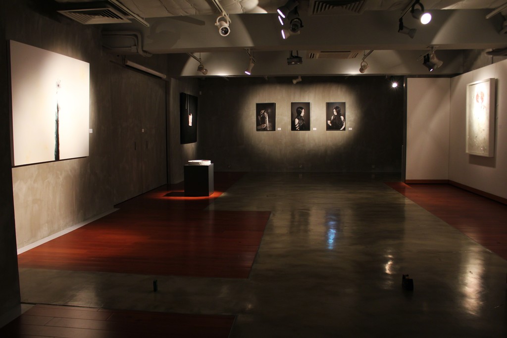 Chan Wing Nga & Claire Lee Exhibition view at Mur Nomade, Hong Kong Chan Wing Nga & Claire Lee Exhibition view at Mur Nomade, Hong Kong