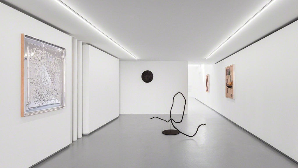 Exhibition view, "Mid-Century Consensus" a solo show by David Renggli. © Photo: Grégory Copitet - Courtesy of the artist and Valentin, Paris. Exhibition view, "Mid-Century Consensus" a solo show by David Renggli. © Photo: Grégory Copitet - Courtesy of the artist and Valentin, Paris.