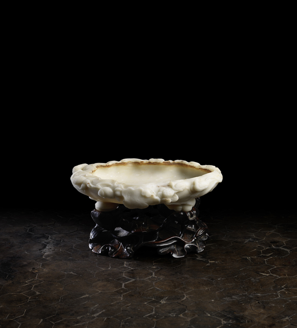 Unknown Chinese, ‘A Hebei marble brushwasher in the form of an open lotus leaf 河北漢白玉嘉藕蓮紋洗’, 1736-1795, Rasti Chinese Art