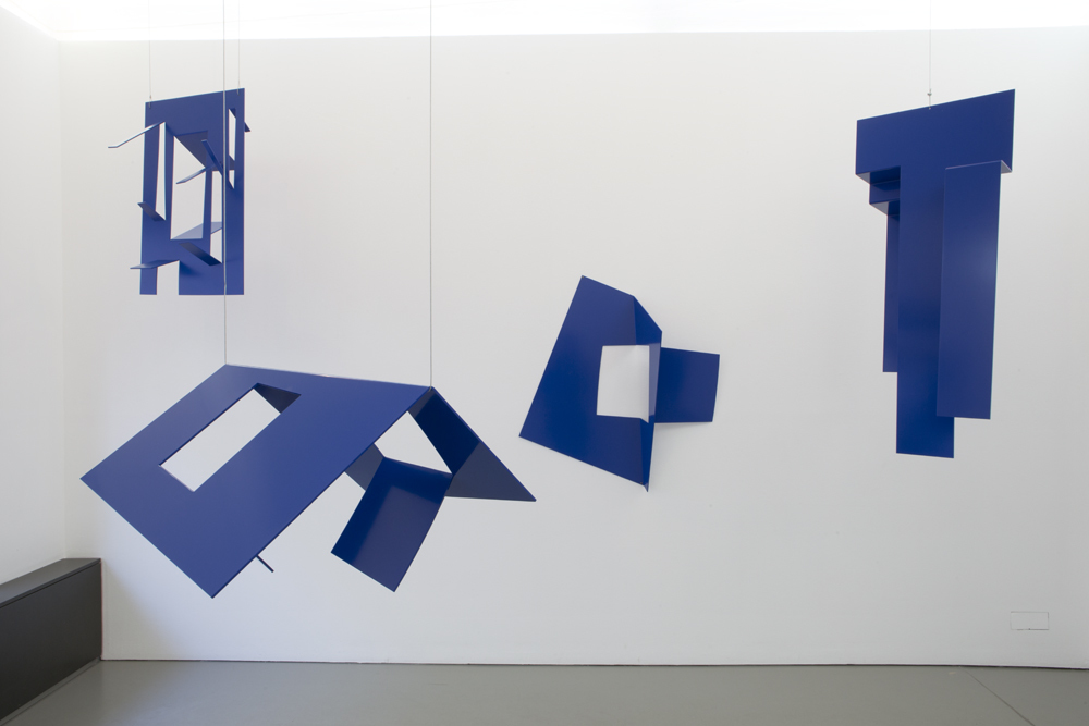 Installation shot, left: 'Untitled (Tafel 0)', lower position: 'Haus', center: 'Ausgang / Exit' and right: 'Dreibein'; photo: Lukas Heibges Installation shot, left: 'Untitled (Tafel 0)', lower position: 'Haus', center: 'Ausgang / Exit' and right: 'Dreibein'; photo: Lukas Heibges