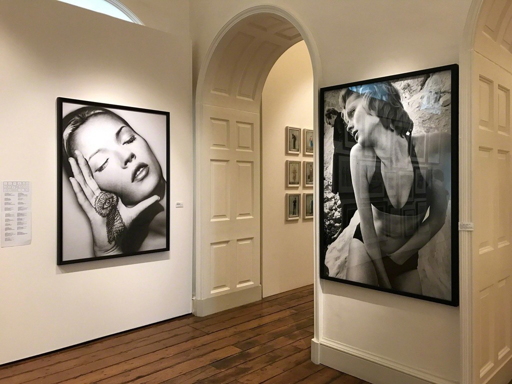 Holden Luntz Gallery, Photo London 2017
Albert Watson's "Kate Moss, Sun and Henna, Marrakech"
Jim Lee's "Bikini, Beachy Head" Holden Luntz Gallery, Photo London 2017
Albert Watson's "Kate Moss, Sun and Henna, Marrakech"
Jim Lee's "Bikini, Beachy Head"